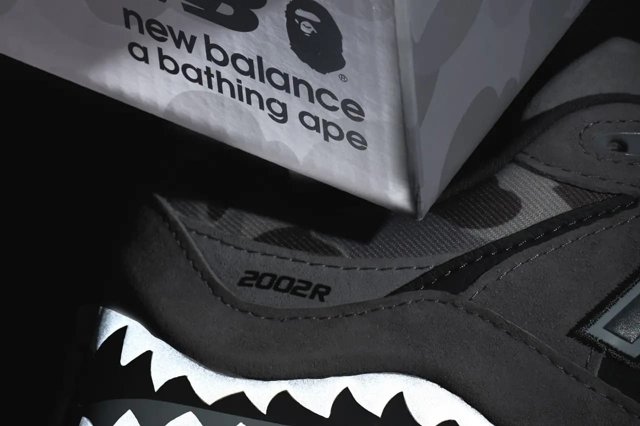 Bape và New Balance sẽ có sự hợp tác tạo ra siêu phẩm vào cuối tháng 5? Bape và New Balance sẽ có sự hợp tác tạo ra siêu phẩm vào cuối tháng 5?