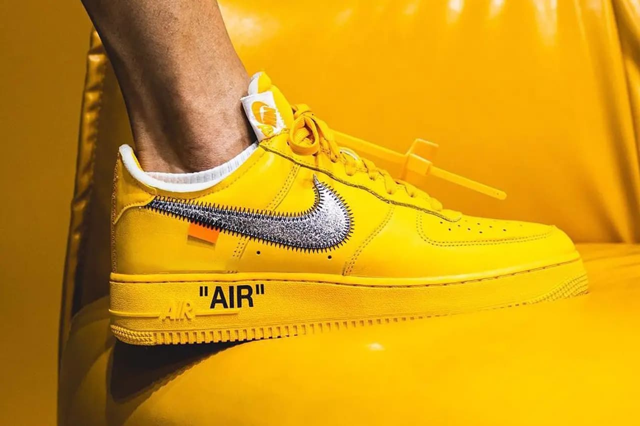 Legit check: Hướng dẫn cách phân biệt Nike X Off-White Air Force 1 University Gold Real và Fake Legit check: Hướng dẫn cách phân biệt Nike X Off-White Air Force 1 University Gold Real và Fake