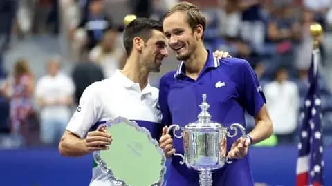 Lacoste tennis x Medvedev - Đôi giày của nhà vô địch Lacoste tennis x Medvedev - Đôi giày của nhà vô địch