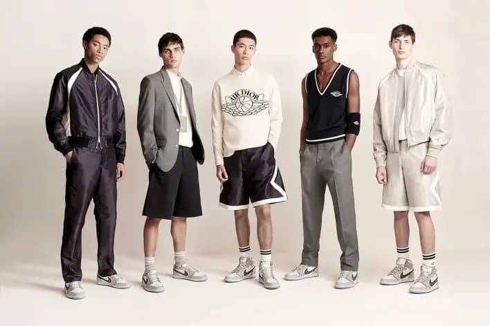 Mỹ bất ngờ hoãn lịch ra mắt Dior x Air Jordan 1 vì đại dịch COVID-19 Mỹ bất ngờ hoãn lịch ra mắt Dior x Air Jordan 1 vì đại dịch COVID-19