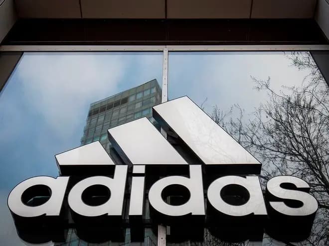adidas công bố đầu tư 120 triệu đô cho cộng đồng người da đen adidas công bố đầu tư 120 triệu đô cho cộng đồng người da đen
