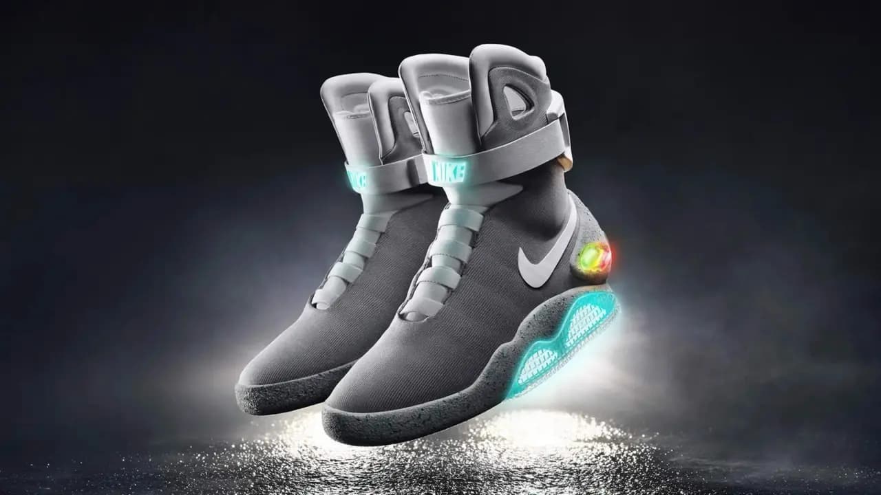 Top những đôi sneakers tự thắt dây bạn không thể bỏ qua Top những đôi sneakers tự thắt dây bạn không thể bỏ qua