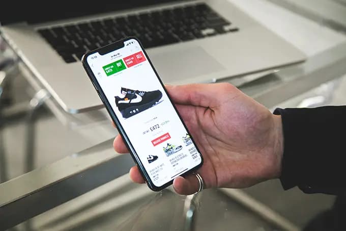 StockX đã thay đổi shoes game như thế nào? (Phần 1) StockX đã thay đổi shoes game như thế nào? (Phần 1)