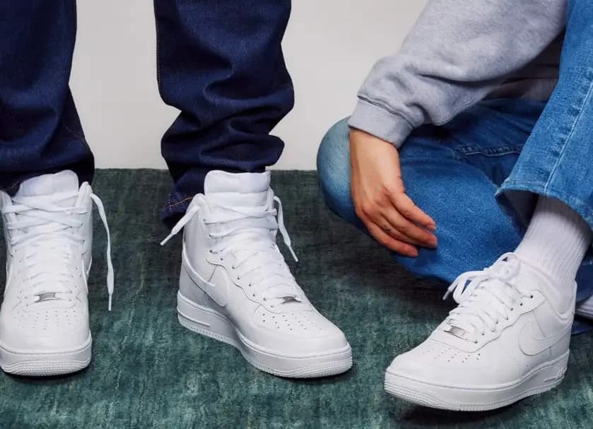 Giày trắng có làm anh lo lắng - Điểm danh những đôi Nike Air Force trắng cực xinh xắn Giày trắng có làm anh lo lắng - Điểm danh những đôi Nike Air Force trắng cực xinh xắn