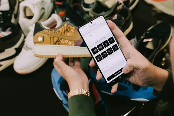 Xuất hiện ứng dụng CheckCheck mới phát hiện giày fake trong chưa đầy 30 phút Xuất hiện ứng dụng CheckCheck mới phát hiện giày fake trong chưa đầy 30 phút