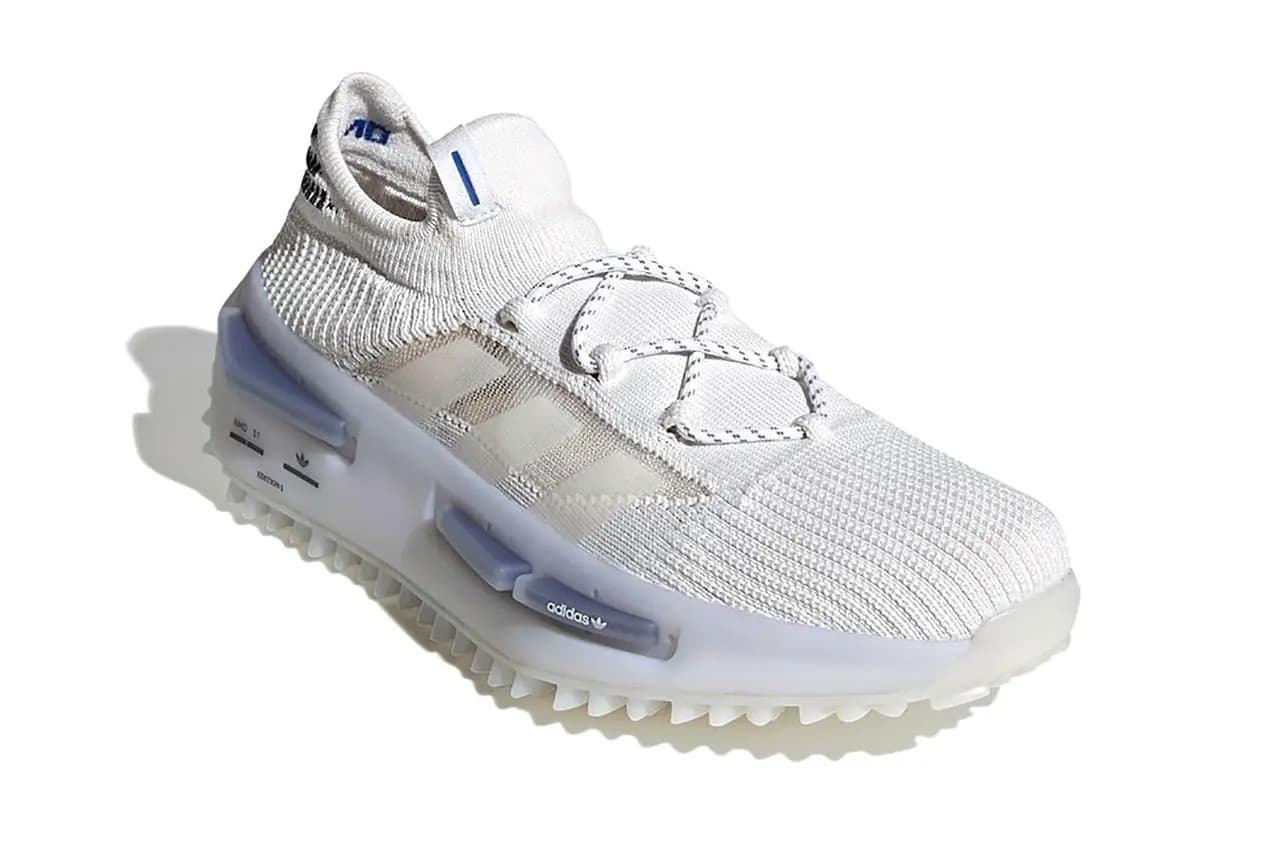 Những hình ảnh chính thức của đôi Adidas NMD S1 trong phối màu trắng Những hình ảnh chính thức của đôi Adidas NMD S1 trong phối màu trắng