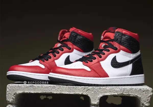 Air Jordan 1 Retro High OG “Snakeskin” xuất hiện lịch ra mắt chính thức Air Jordan 1 Retro High OG “Snakeskin” xuất hiện lịch ra mắt chính thức