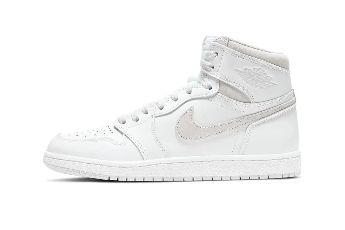 Sự trở lại ngoạn mục của Air Jordan 1 Hi '85 với phối màu "Neutral Grey" sắp được ra mắt Sự trở lại ngoạn mục của Air Jordan 1 Hi '85 với phối màu "Neutral Grey" sắp được ra mắt