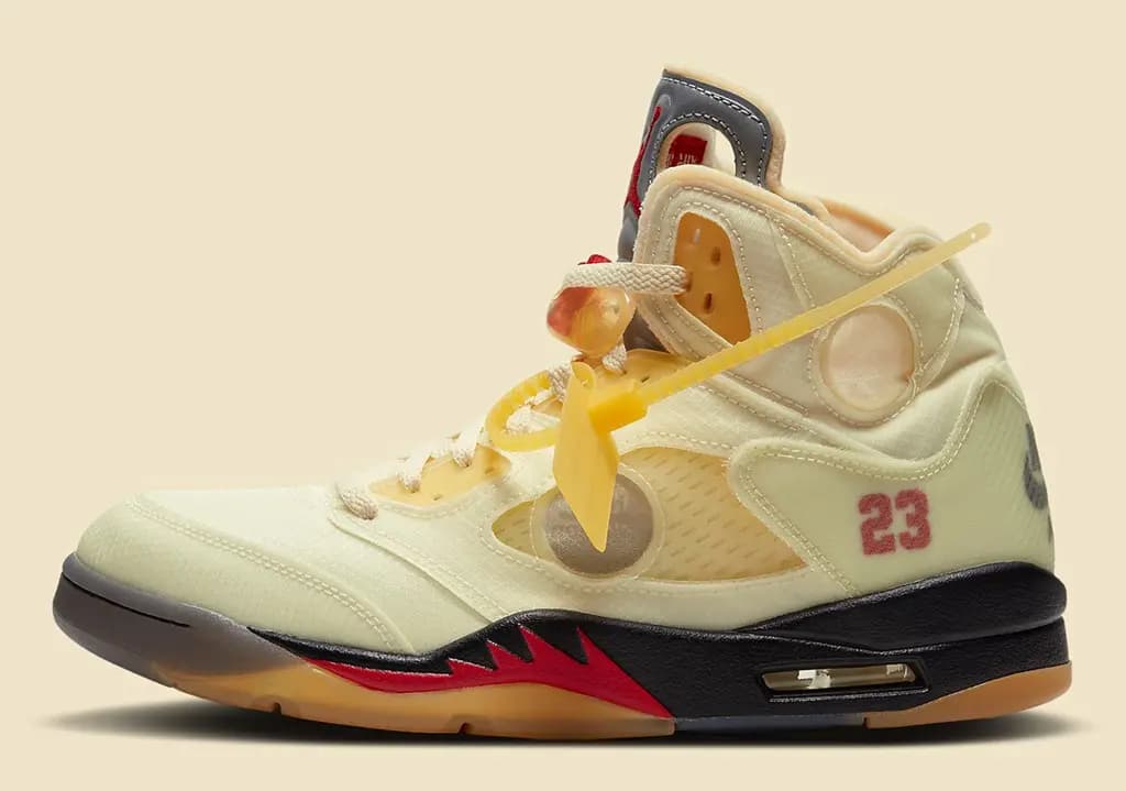 Lại thêm một đôi giày không thể rời mắt của hai ông lớn ngành thời trang Air Jordan và Off White Lại thêm một đôi giày không thể rời mắt của hai ông lớn ngành thời trang Air Jordan và Off White