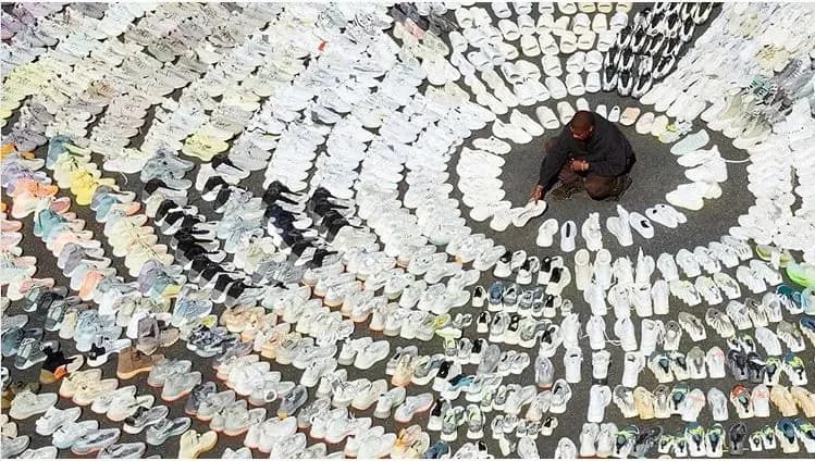 Điểm mặt những phát hành Yeezy Boost đáng nhớ của Kanye West cùng với adidas Điểm mặt những phát hành Yeezy Boost đáng nhớ của Kanye West cùng với adidas