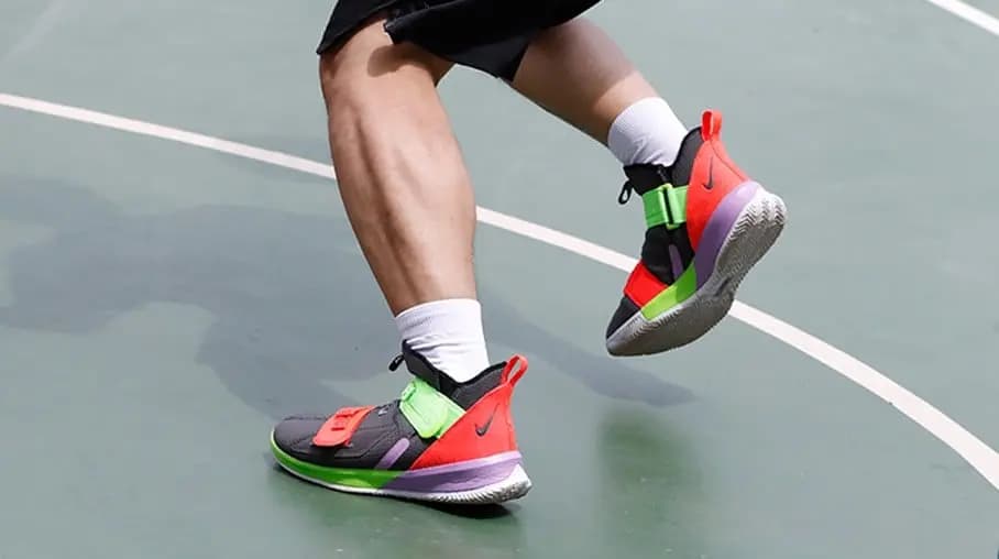Liệu LeBron Soldier 13 có đáng mua ? Liệu LeBron Soldier 13 có đáng mua ?
