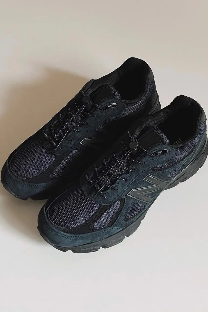 Những hình ảnh mới nhất về bản hợp tác 990v4 của New Balance sắp tới với JJJJound Những hình ảnh mới nhất về bản hợp tác 990v4 của New Balance sắp tới với JJJJound