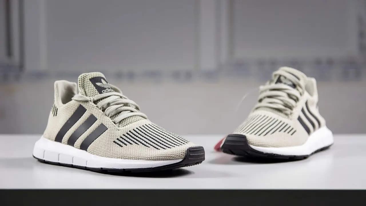 13 Lời khuyên trước khi mua Adidas Swift Run và những điều bạn chưa biết về mẫu giày này 13 Lời khuyên trước khi mua Adidas Swift Run và những điều bạn chưa biết về mẫu giày này