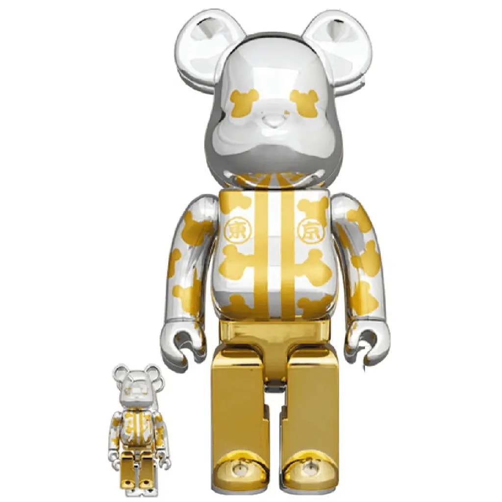 Mô Hình Bearbrick Happy Tokyo Gold & Silver Chrome 100% & 400% — kich-thuoc: 100% + 400% Mô Hình Bearbrick Happy Tokyo Gold & Silver Chrome 100% & 400% — kich-thuoc: 100% + 400%