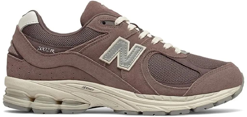 Giày New Balance 2002R 'Black Fig' M2002RHD Giày New Balance 2002R 'Black Fig' M2002RHD
