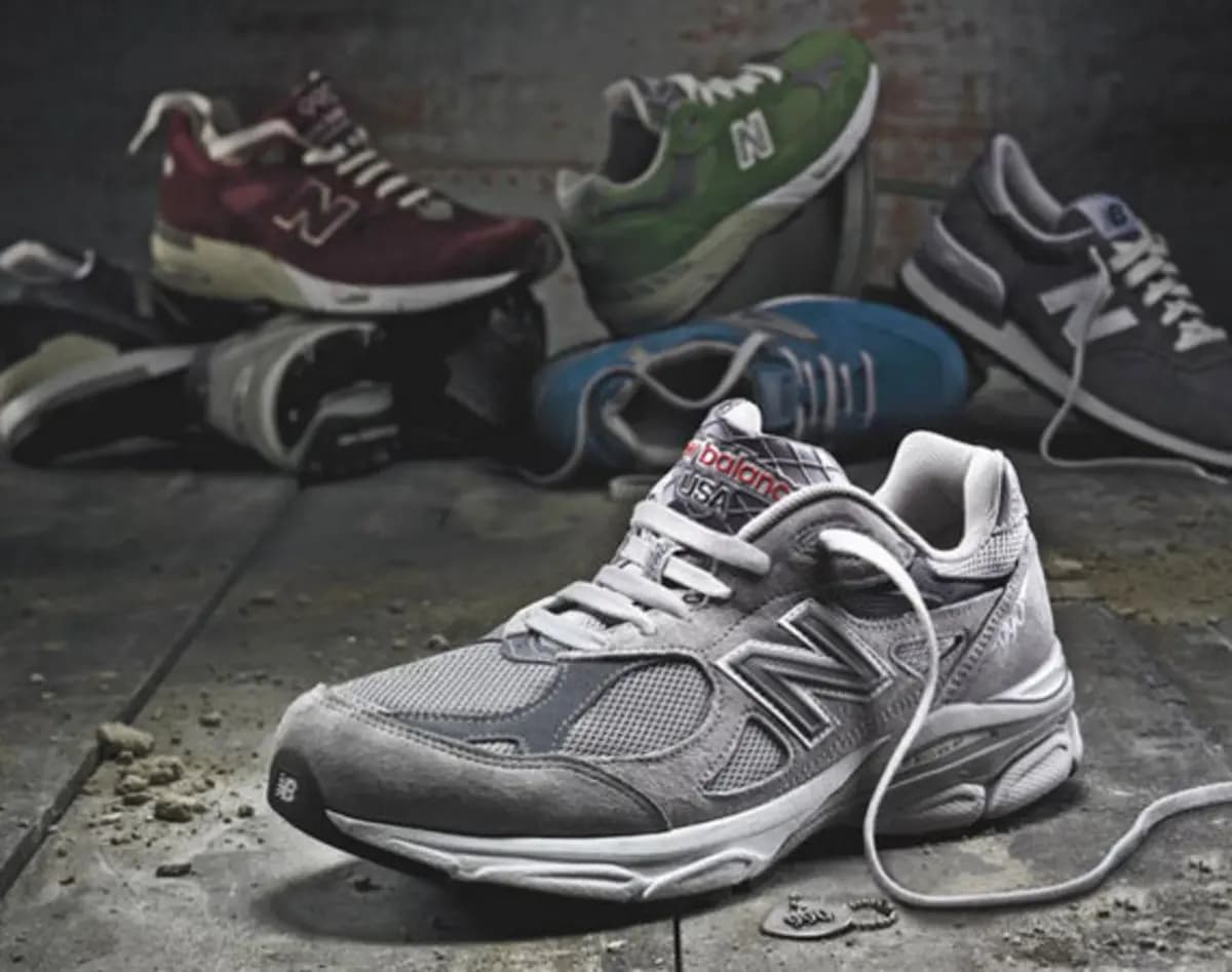 New Balance 990 x KITH: Vẻ đẹp đương đại mới mẻ New Balance 990 x KITH: Vẻ đẹp đương đại mới mẻ