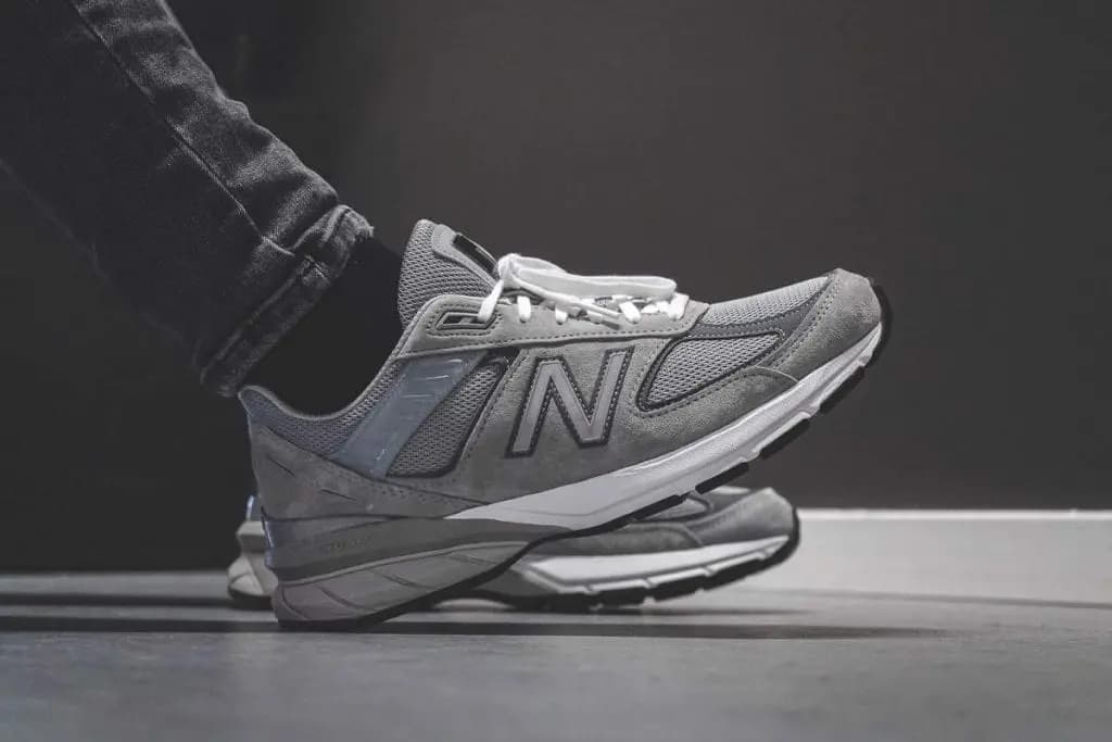 Điều gì đã khiến Sneaker của New Balance thú vị trở lại? Điều gì đã khiến Sneaker của New Balance thú vị trở lại?