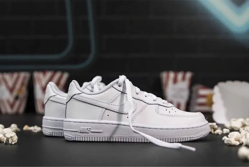 Top những phiên bản giày Nike Air Force bán chạy nhất nửa đầu năm 2021 Top những phiên bản giày Nike Air Force bán chạy nhất nửa đầu năm 2021