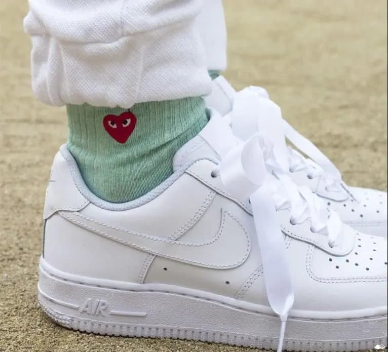 Làm thế nào bạn có thể phát hiện Nike Air Force 1 giả vào năm 2021 - Hướng dẫn cuối cùng về AF1 giả và thật Làm thế nào bạn có thể phát hiện Nike Air Force 1 giả vào năm 2021 - Hướng dẫn cuối cùng về AF1 giả và thật