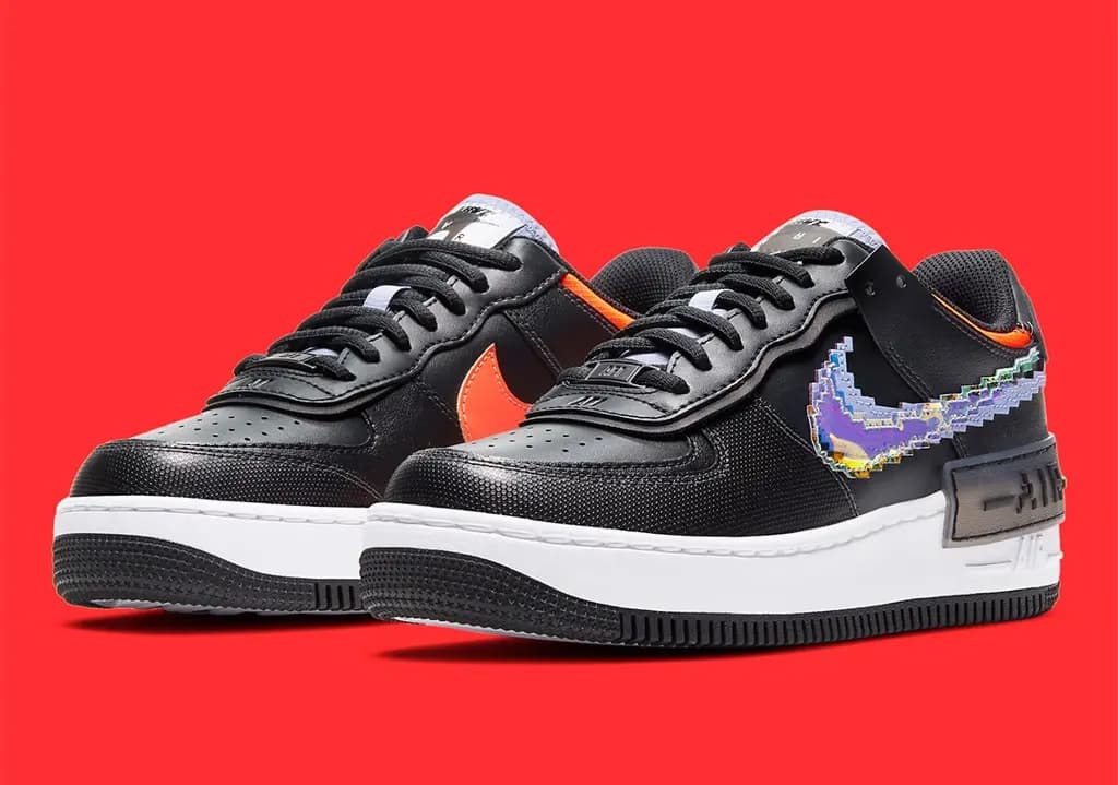 Nike Air Force 1 cực độc lạ với phong cách "graphic" có 1-0-2 Nike Air Force 1 cực độc lạ với phong cách "graphic" có 1-0-2