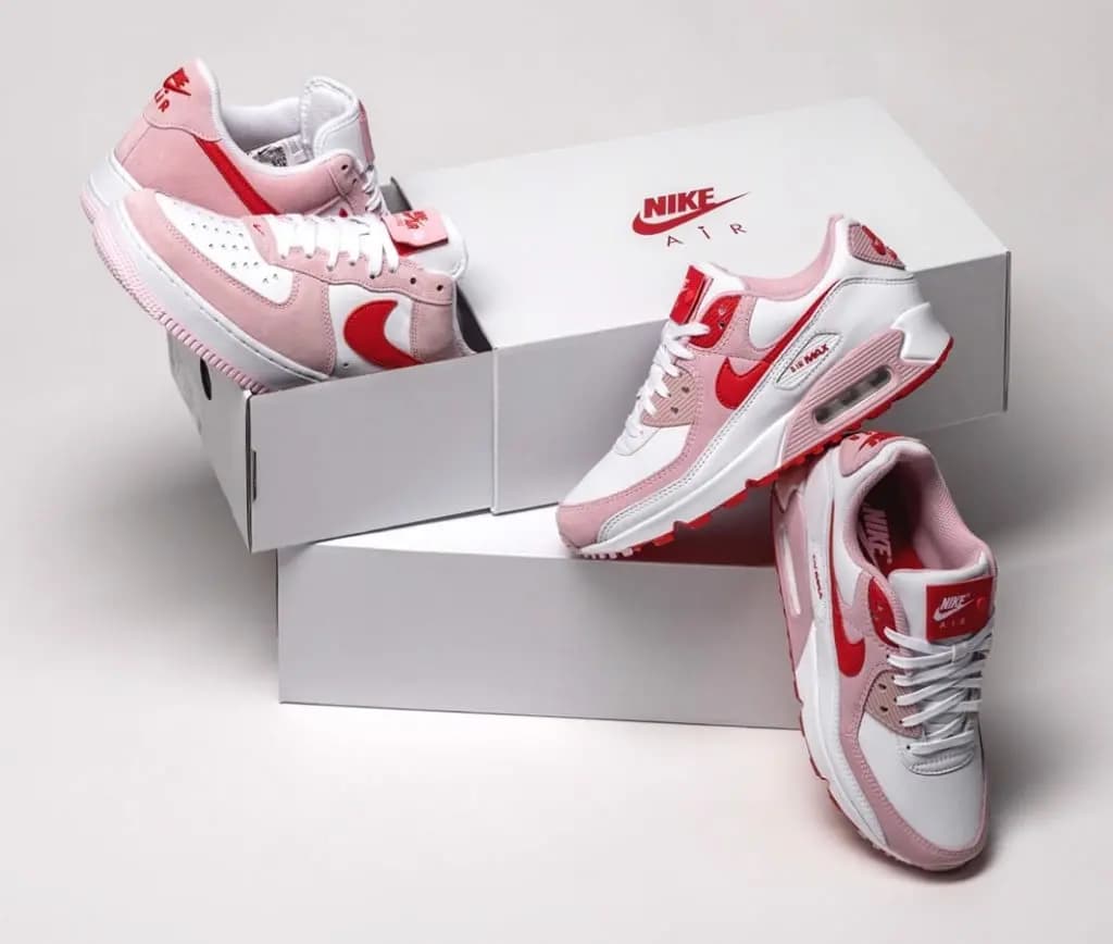 Nike Air Max & Nike Air Force 1 LOVE LETTER phiên bản mới cho Lễ Tình Nhân Nike Air Max & Nike Air Force 1 LOVE LETTER phiên bản mới cho Lễ Tình Nhân