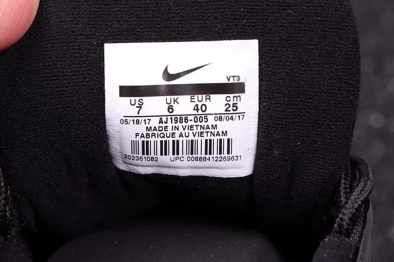 Legit check - Làm cách nào để phát hiện Nike Air Max 97 giả trong 60 giây? Legit check - Làm cách nào để phát hiện Nike Air Max 97 giả trong 60 giây?