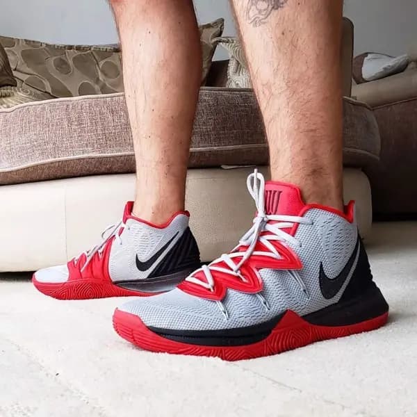 Nike Kyrie 5 có gì mà lại là mẫu giày bóng Rổ Bán Chạy Nhất 2019 Nike Kyrie 5 có gì mà lại là mẫu giày bóng Rổ Bán Chạy Nhất 2019