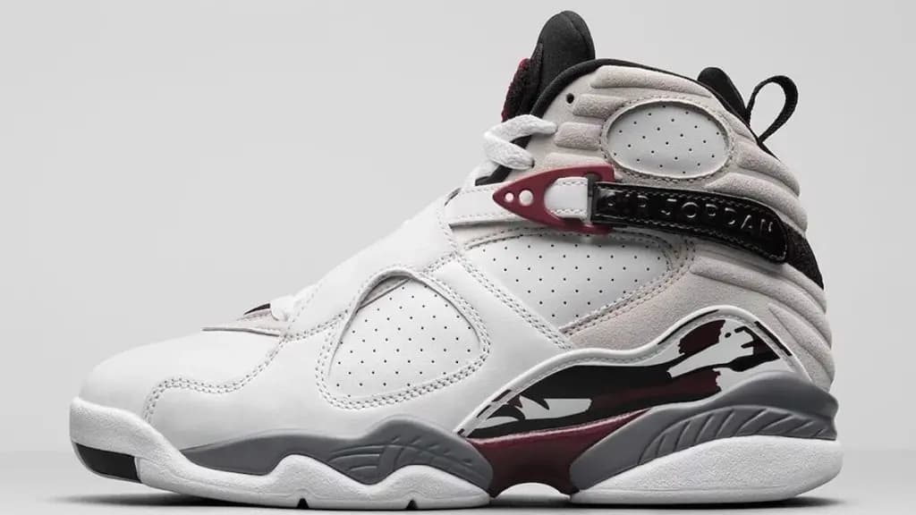 Nhấm nháp từng chút với Air Jordan 8 ‘Burgundy’ Nhấm nháp từng chút với Air Jordan 8 ‘Burgundy’