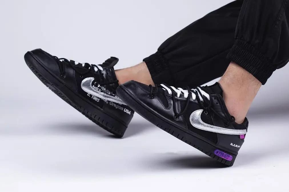 Off-White x Nike Dunk Low "The 50" đã có những hình ảnh chính thức đầu tiên Off-White x Nike Dunk Low "The 50" đã có những hình ảnh chính thức đầu tiên