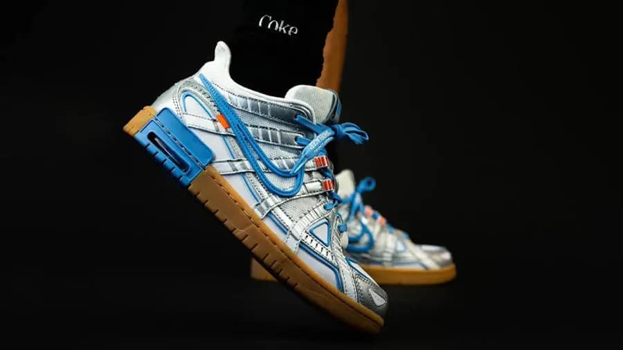 Virgil Abolh hợp tác cùng Stevie Williams ra mắt siêu phẩm OFF-WHITE x Nike Rubber Dunk Virgil Abolh hợp tác cùng Stevie Williams ra mắt siêu phẩm OFF-WHITE x Nike Rubber Dunk