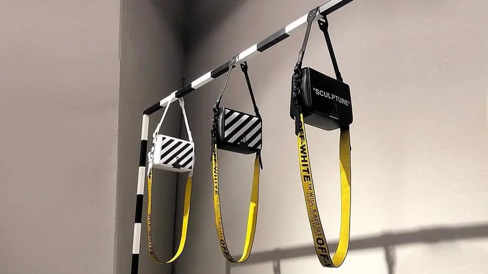 OFF-WHITE chính thức đệ đơn kiện một cửa hàng kem vì cho rằng hãng này đã ăn cắp ý tưởng từ hàng hóa cho đến cách trang trí cửa hàng của họ OFF-WHITE chính thức đệ đơn kiện một cửa hàng kem vì cho rằng hãng này đã ăn cắp ý tưởng từ hàng hóa cho đến cách trang trí cửa hàng của họ