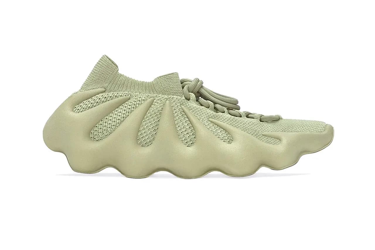 Hình ảnh chính thức của phiên bản adidas YEEZY 450 "Resin" Hình ảnh chính thức của phiên bản adidas YEEZY 450 "Resin"