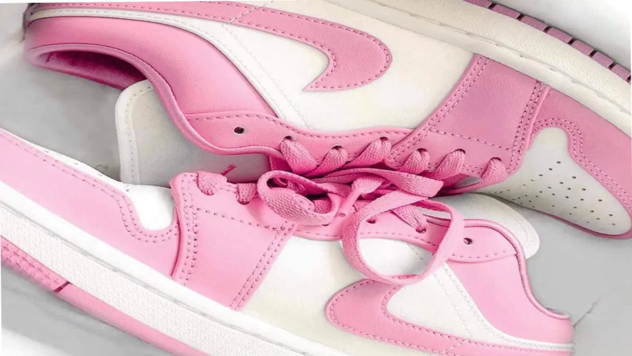 Air Jordan 1 Low "Pink" - Món quà hoàn hảo dành cho dịp 20/10 sắp đến. Air Jordan 1 Low "Pink" - Món quà hoàn hảo dành cho dịp 20/10 sắp đến.