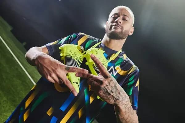 Neymar tiếp tục hợp tác với PUMA chính thức ra mắt siêu phẩm FUTURE Z 1.1 Neymar tiếp tục hợp tác với PUMA chính thức ra mắt siêu phẩm FUTURE Z 1.1