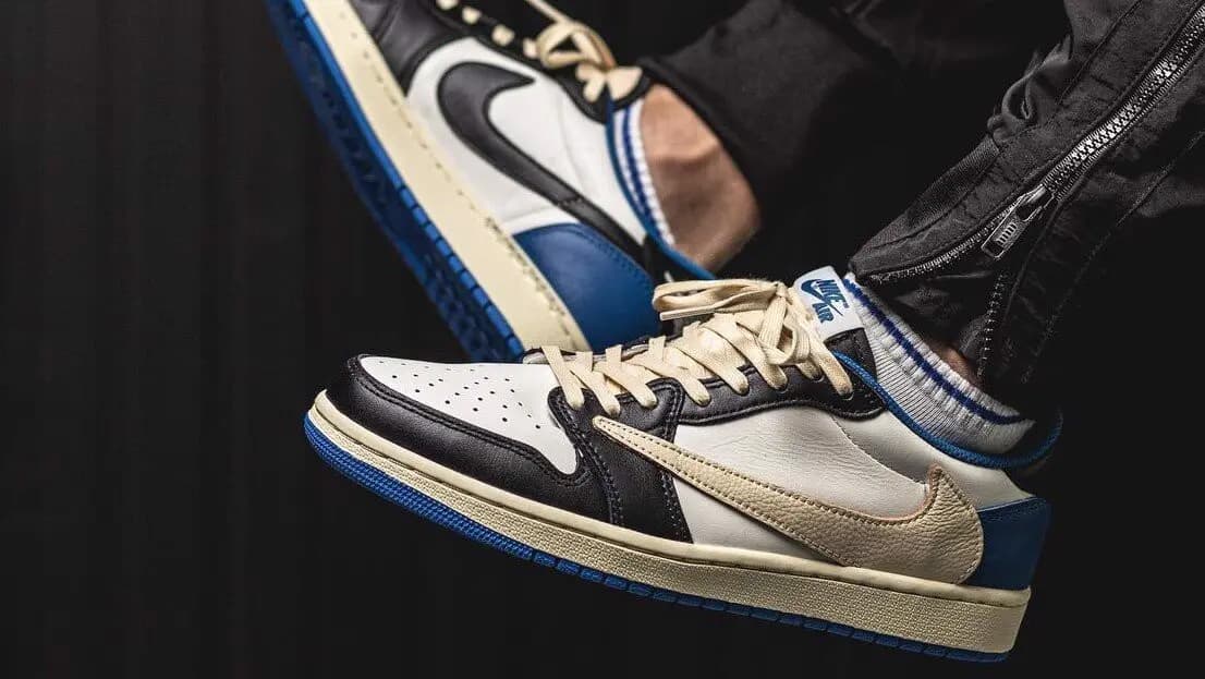 Hé lộ về 2 mẫu Air Jordan 1 x Travis Scott hoàn toàn mới Hé lộ về 2 mẫu Air Jordan 1 x Travis Scott hoàn toàn mới