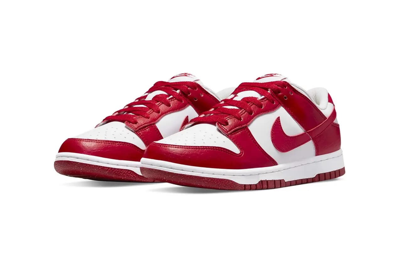 Nike Dunk Low "University Red" được làm mới bằng chất liệu bền vững Nike Dunk Low "University Red" được làm mới bằng chất liệu bền vững