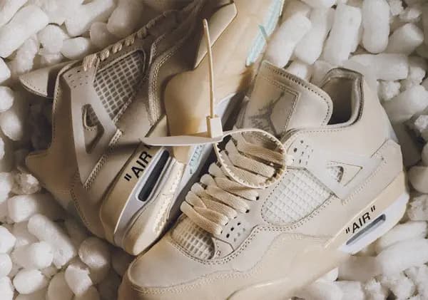 Review Off-White x Air Jordan 4 "Sail" - Một trong những siêu phẩm được đón chờ nhất năm 2020 Review Off-White x Air Jordan 4 "Sail" - Một trong những siêu phẩm được đón chờ nhất năm 2020