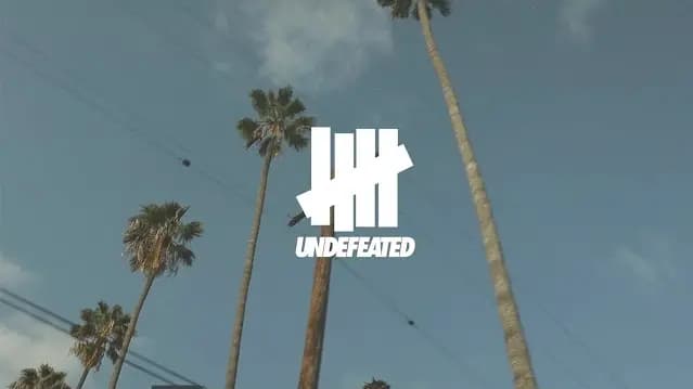 Undefeated x Nike Dunk rò rỉ hình ảnh trong dự án UNDFTD x McLaren Indy 500 Undefeated x Nike Dunk rò rỉ hình ảnh trong dự án UNDFTD x McLaren Indy 500