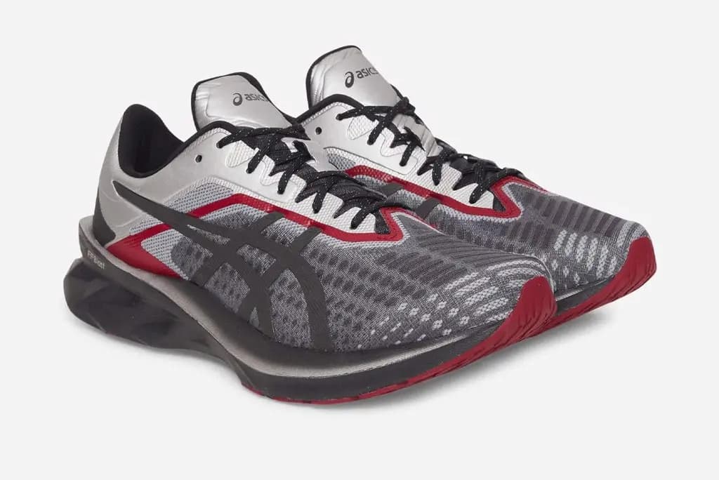 Slam Jam và ASICS Novablast Colab thật sự là một sự bùng nổ Slam Jam và ASICS Novablast Colab thật sự là một sự bùng nổ