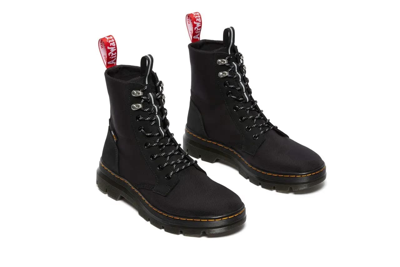 Hình ảnh mới nhất trong bản hợp tác của Dr.Martens&Herschel Supply Co. Hình ảnh mới nhất trong bản hợp tác của Dr.Martens&Herschel Supply Co.