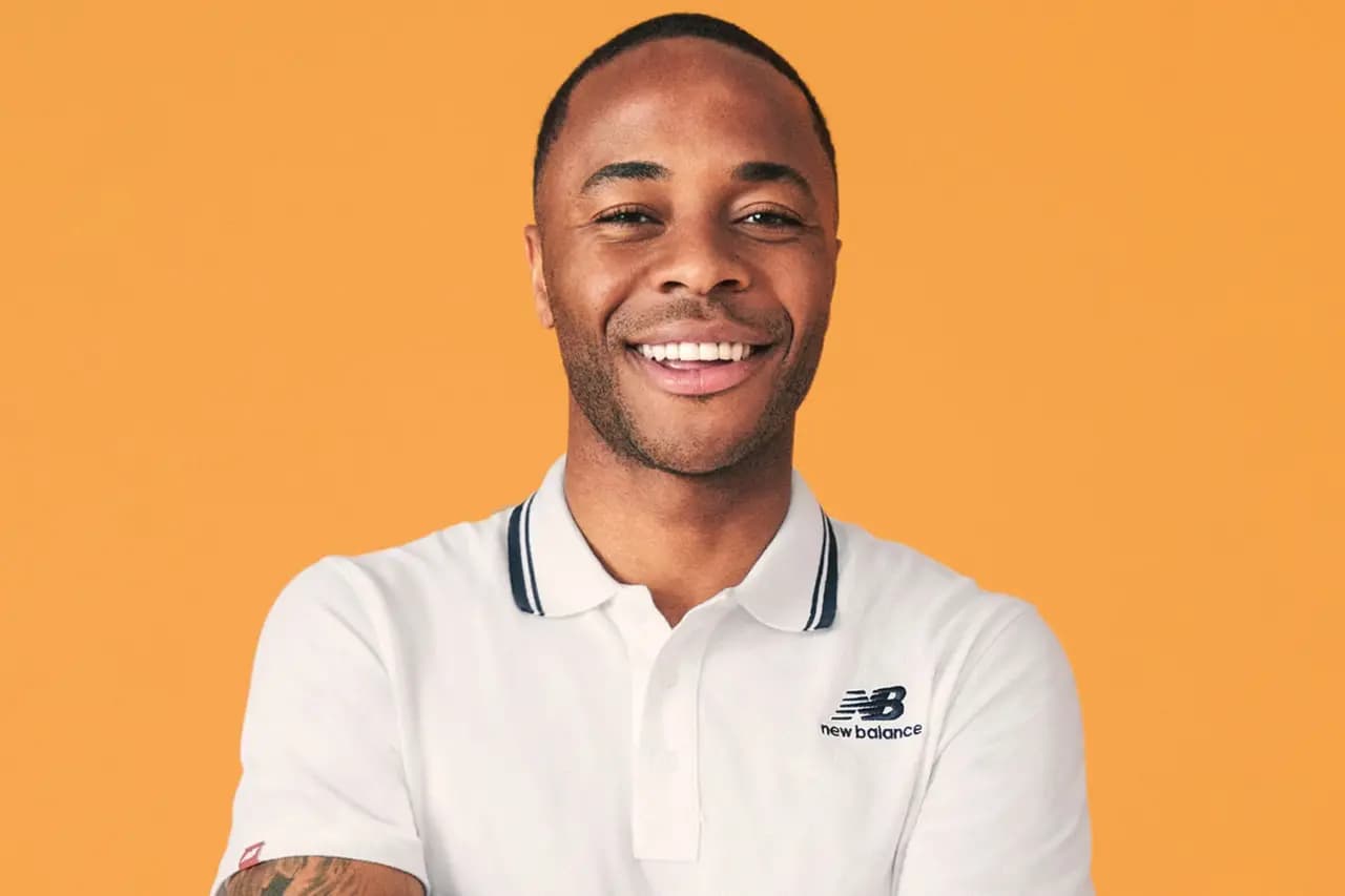 Raheem Sterling tiết lộ lý do tại sao sự hợp tác với New Balance là một sự lên cấp của bản thân Raheem Sterling tiết lộ lý do tại sao sự hợp tác với New Balance là một sự lên cấp của bản thân