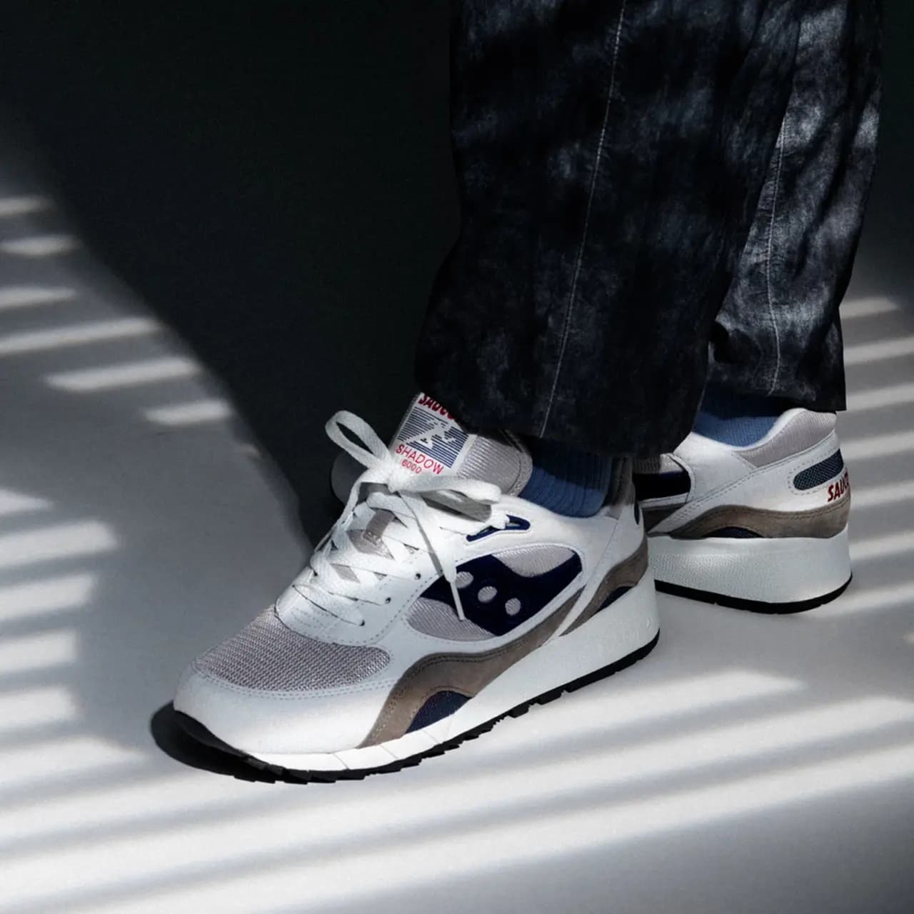 Saucony chính thức ra mắt trở lại với người hâm mộ đôi giày Shadow 6000 Saucony chính thức ra mắt trở lại với người hâm mộ đôi giày Shadow 6000
