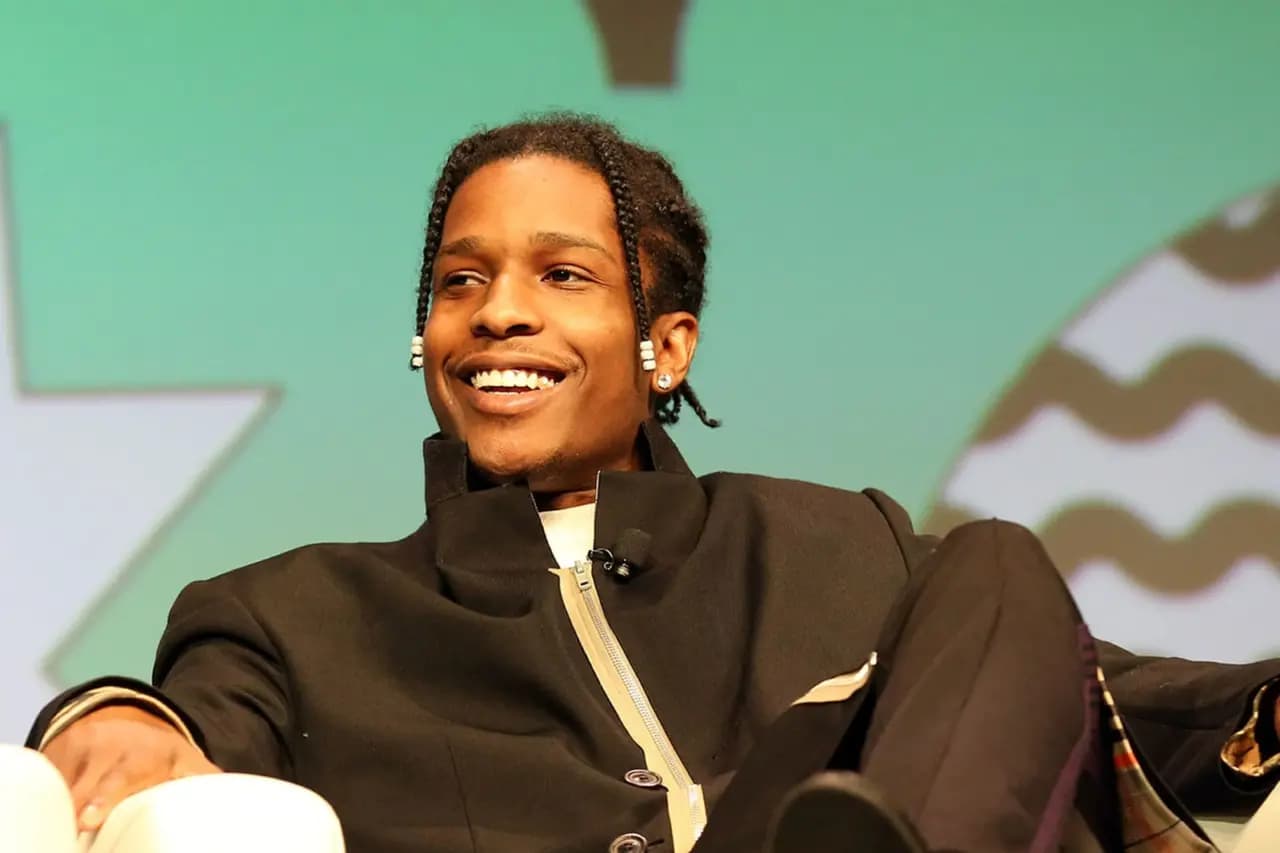 A$AP Rocky đang làm sống lại Adidas Forum Low kết hợp với Prada A$AP Rocky đang làm sống lại Adidas Forum Low kết hợp với Prada