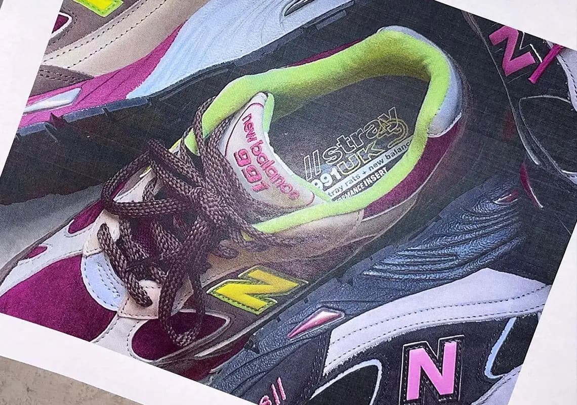 Stray Rats kết hợp hai phối màu trên đôi New Balance 991 Stray Rats kết hợp hai phối màu trên đôi New Balance 991