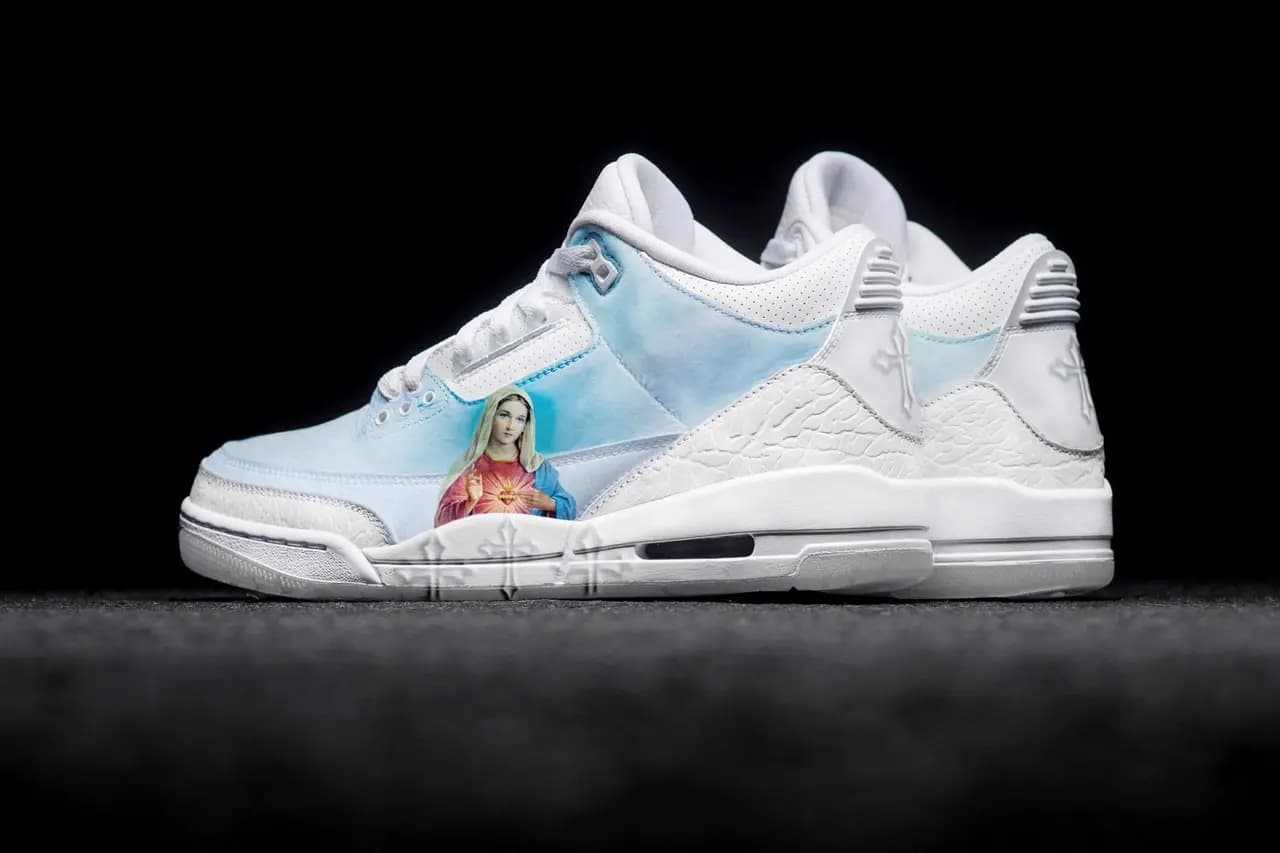 Kito Wares giới thiệu phiên bản sneaker mang tên "Mother Mary" dành cho mùa thu Kito Wares giới thiệu phiên bản sneaker mang tên "Mother Mary" dành cho mùa thu