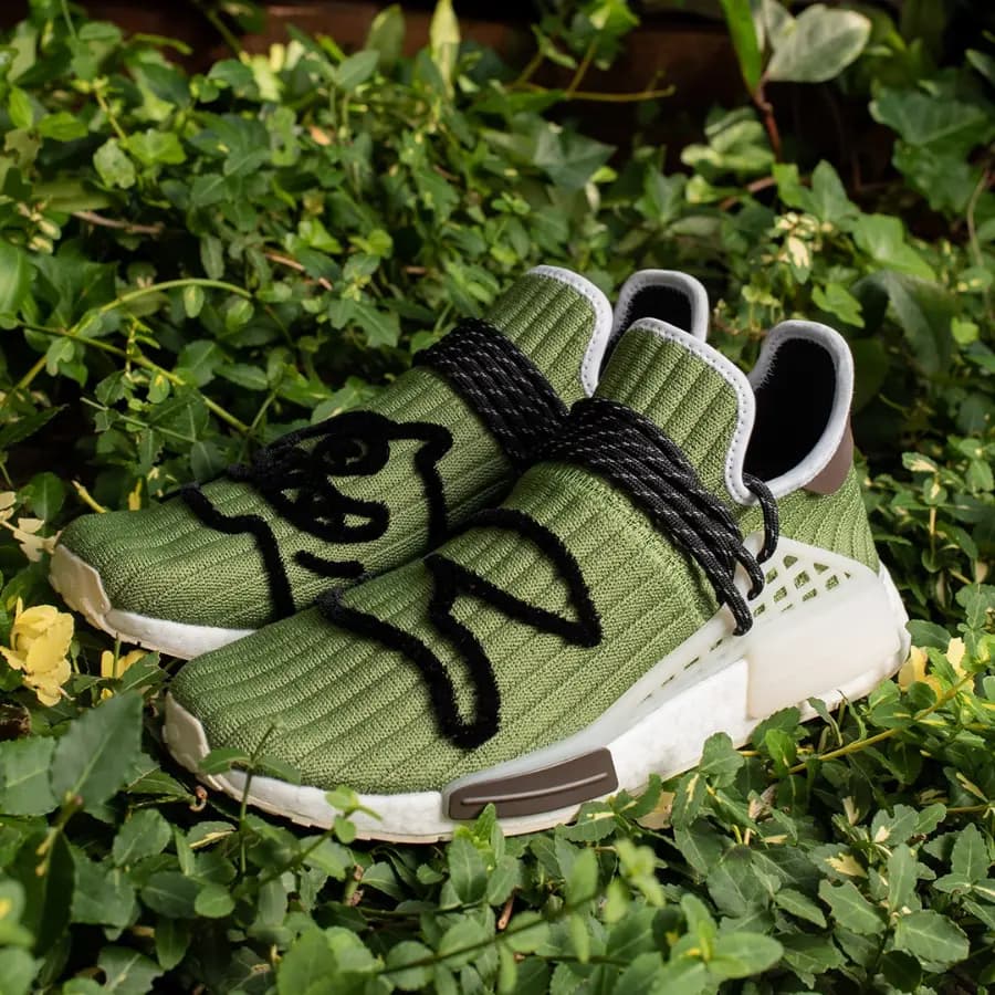 Hình ảnh chính thức của phiên bản BBC x adidas Hu NMD ‘Running Dog’ Hình ảnh chính thức của phiên bản BBC x adidas Hu NMD ‘Running Dog’