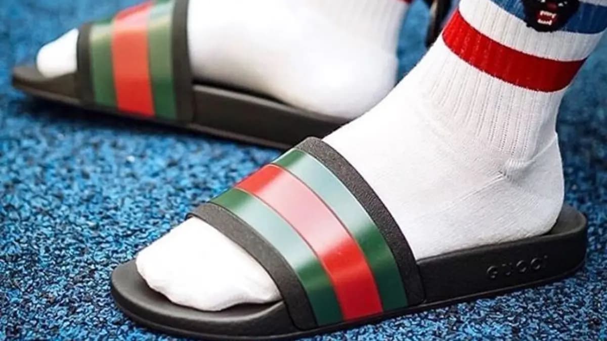 Cách phân biệt những đôi Gucci Slide là real hay fake Cách phân biệt những đôi Gucci Slide là real hay fake