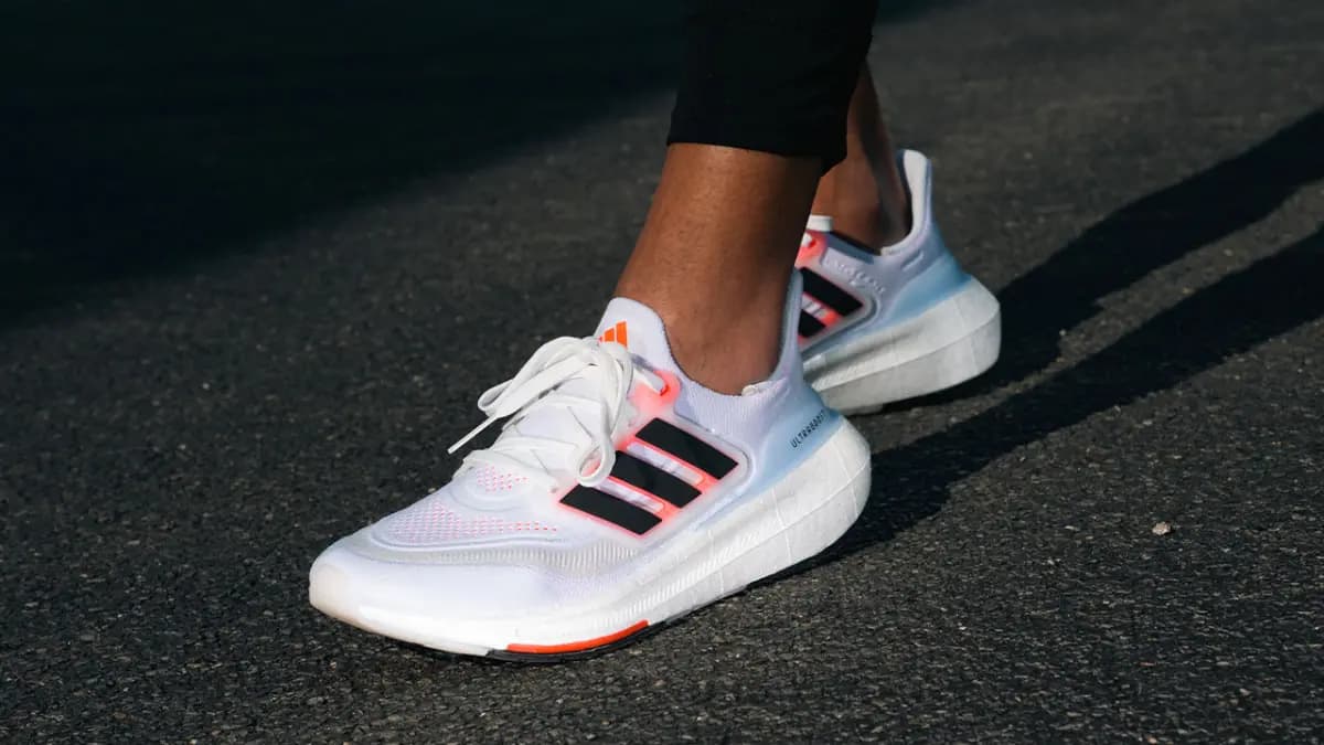 Ultraboost 23 có gì mới? Những điểm nâng cấp mới nhất của Adidas trong phát hành năm 2023 Ultraboost 23 có gì mới? Những điểm nâng cấp mới nhất của Adidas trong phát hành năm 2023