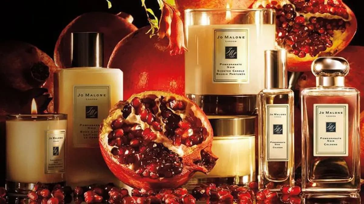 Những chai nước hoa cho những cô nàng điệu đà Những chai nước hoa cho những cô nàng điệu đà