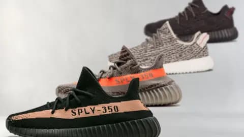 adidas Yeezy Boost 350 V2 “Bone” sẽ được phát hành vào ngày 21 tháng 3 tới adidas Yeezy Boost 350 V2 “Bone” sẽ được phát hành vào ngày 21 tháng 3 tới